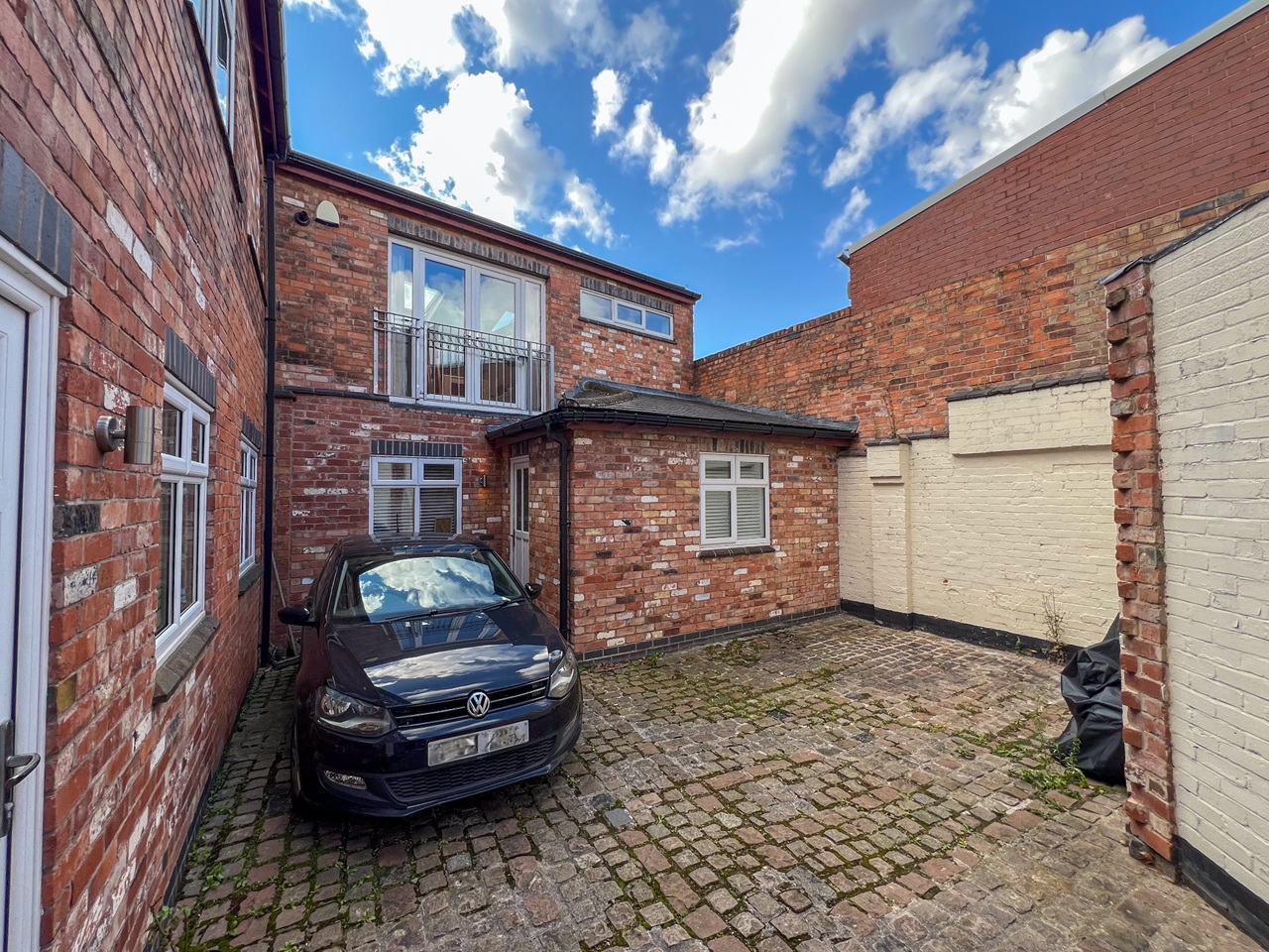 Additional image 3 of 2 Bed Terraced House, Walnut St, LE2, N1 7GU