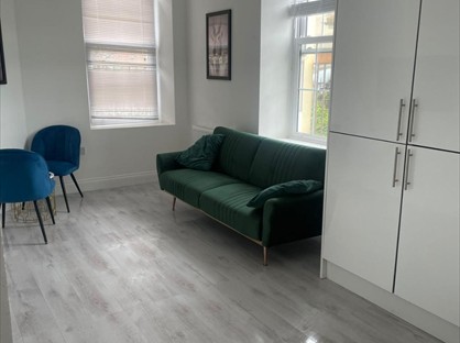 1 Bed Flat, Sea View Court, CO14