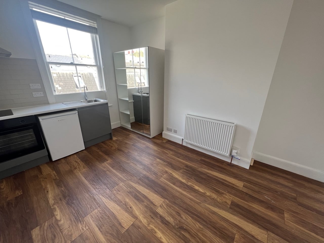 Studio Flat, Lansdowne Place, BN3, N1 7GU