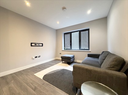 2 Bed Flat, Elm Park, HA7