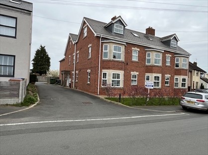 2 Bed Penthouse, Britannia Road, LE10