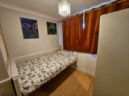 Room in a Shared House, Woburn Gardens, RG22