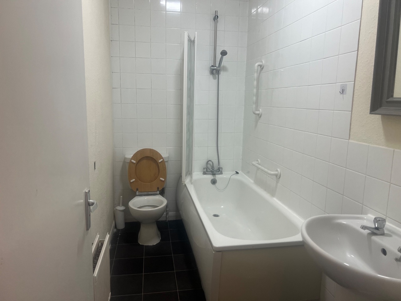 Additional image 2 of Room in a Shared Flat, Westbourne Gardens, BN3, N1 7GU