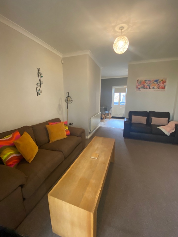 2 Bed Flat, Iffley Road, OX4, N1 7GU