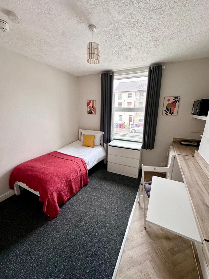 Additional image 3 of Room in a Shared House, Bedford Road, RG1, N1 7GU