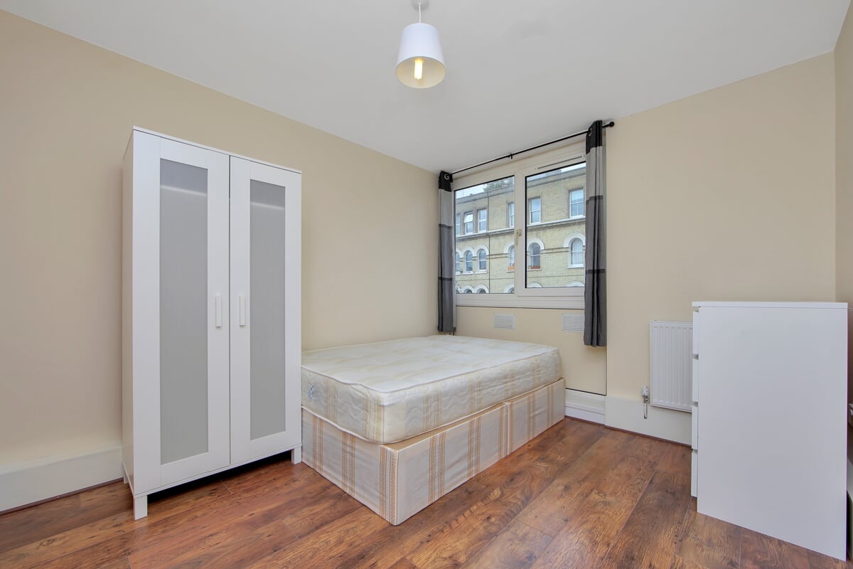 4 Bed Flat, Bath Terrace, SE1 photo 3