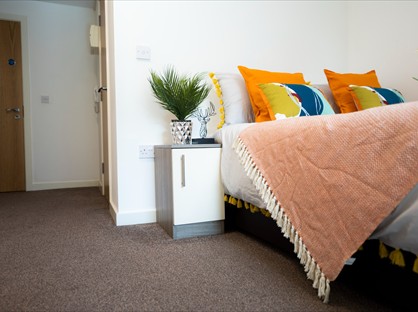Studio Flat, Corporation Road, TS1