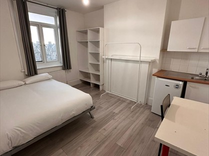 Room in a Shared Flat, Kilburn High Road, NW6