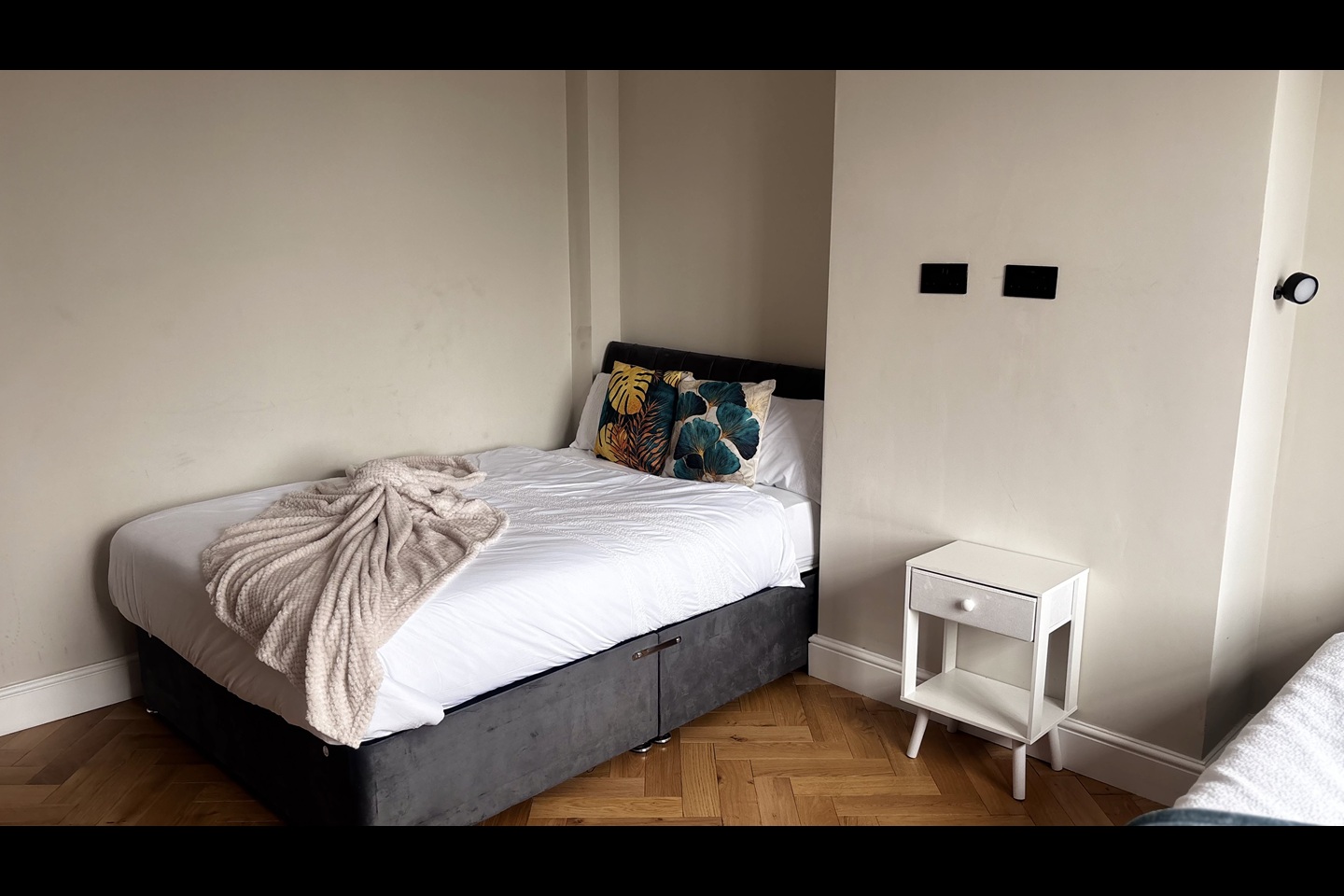 Additional image 4 of 2 Bed Flat, Cambridge Court, W2, N1 7GU