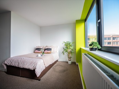 Studio Flat, Corporation Road, TS1