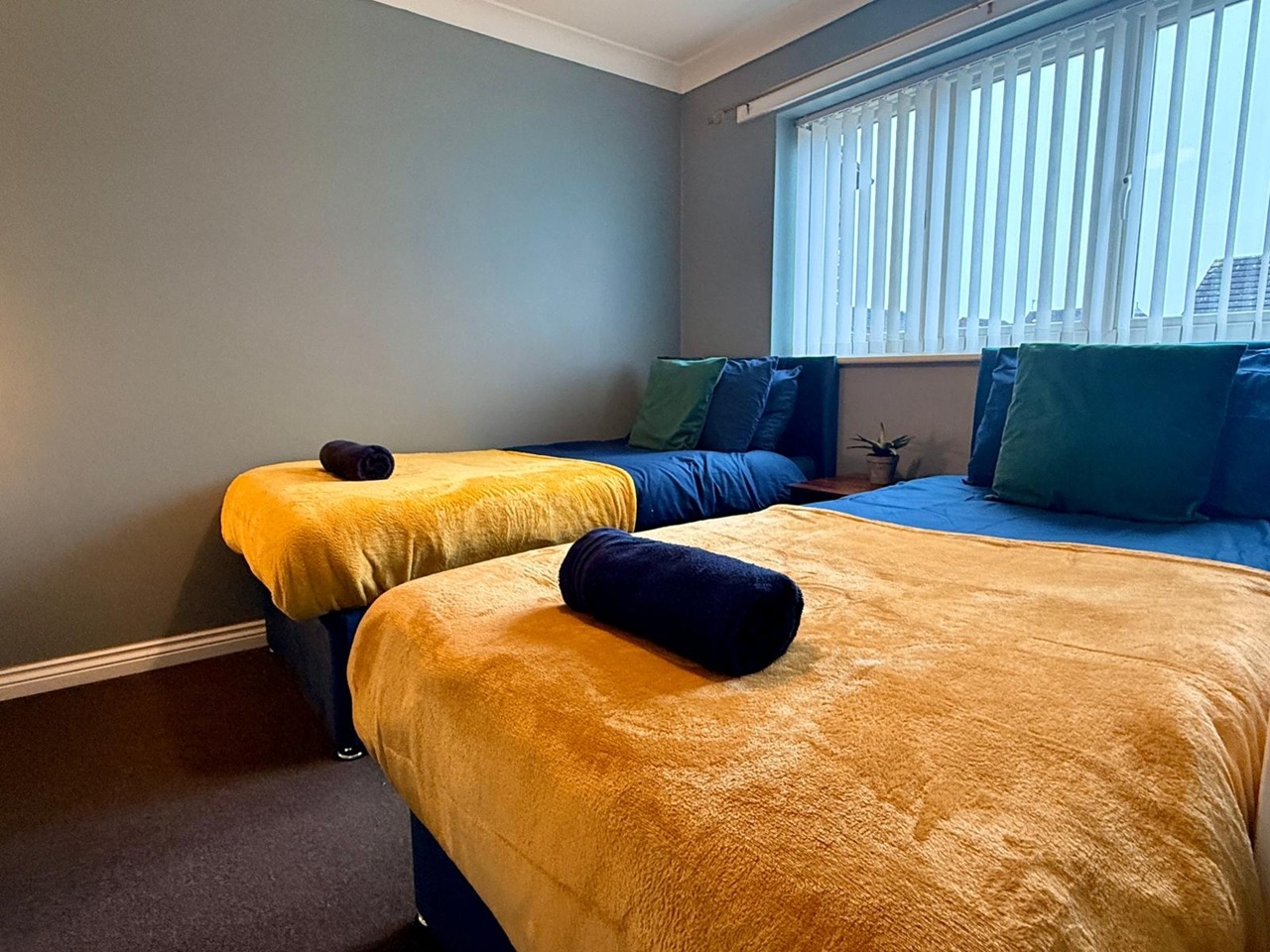 3 Bed Semi-Detached House, Madden Close, NG5, N1 7GU