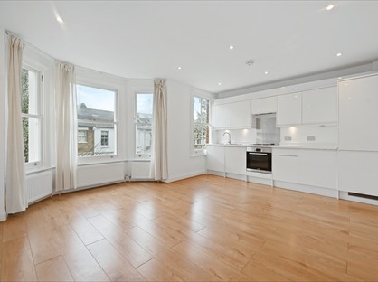 1 Bed Flat, Tunis Road, W12