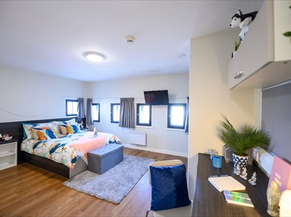 Studio Flat, St. James Boulevard, NE1