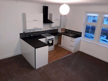 1 Bed Flat, Seabank Rd, CH45