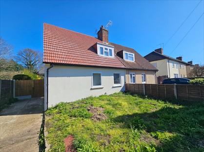Studio Flat, Byfleet, KT14