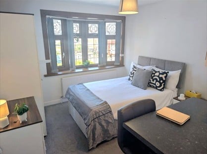 Room in a Shared House, Rosedale Avenue, B66