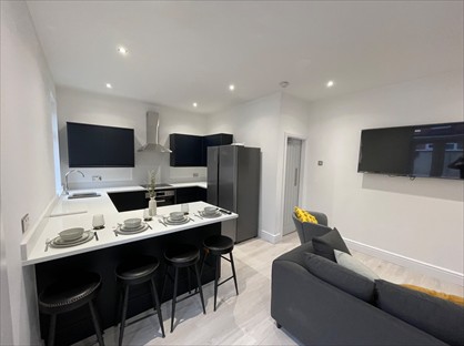 5 Bed Terraced House, Helena Road, E13