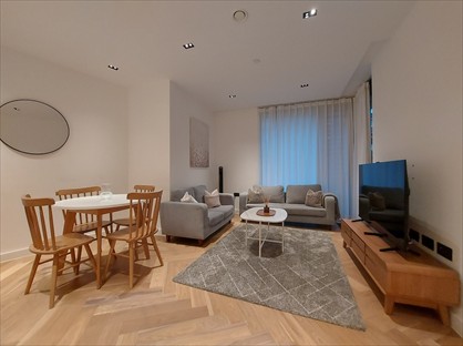 2 Bed Flat, Cluny Mews, SW5