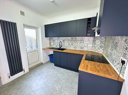 3 Bed Semi-Detached House, Blacker Road, S75
