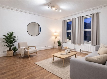 2 Bed Flat, Heathfield Road, W3