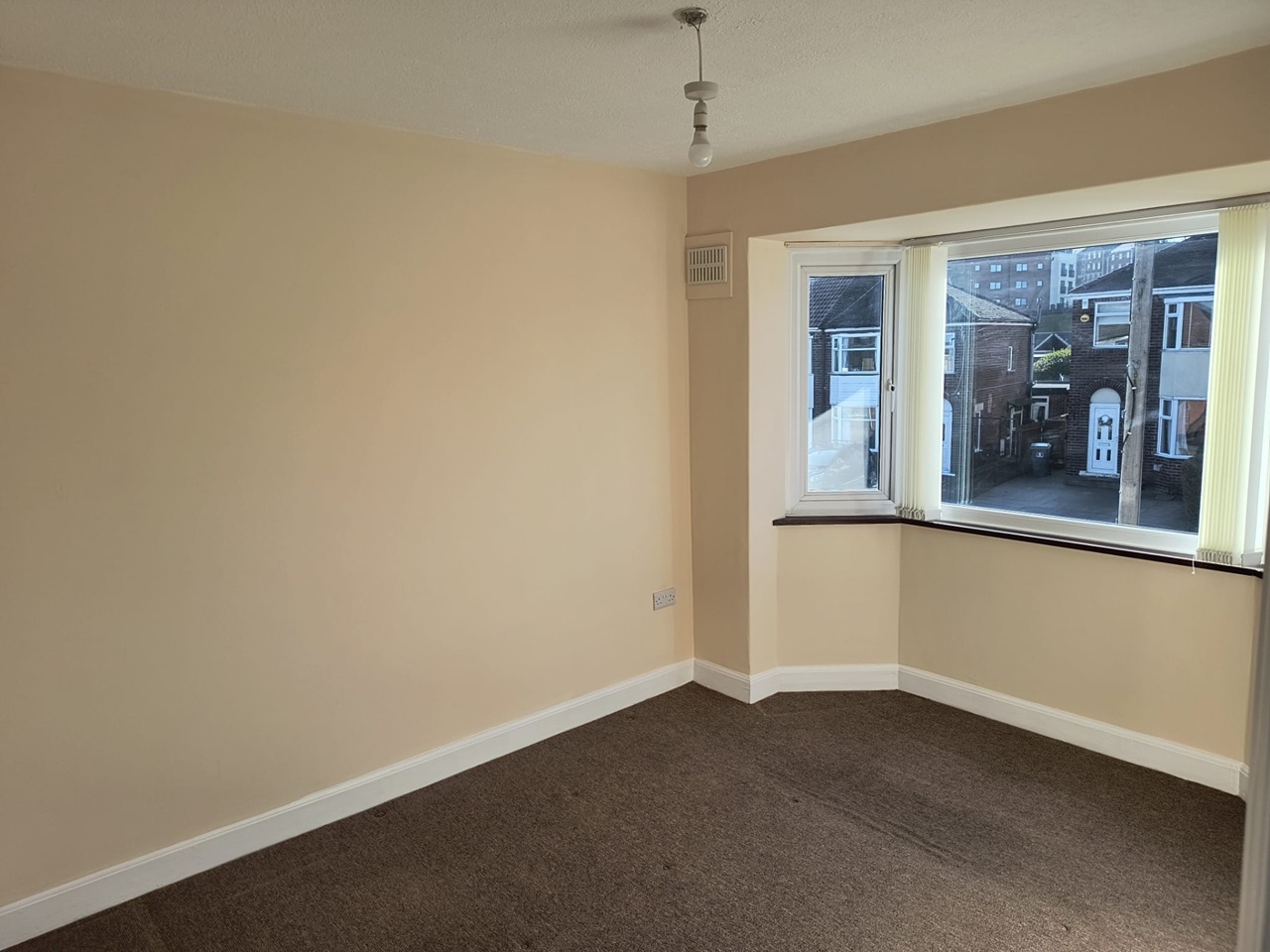 Additional image 27 of 3 Bed Semi-Detached House, Seagrave Drive, S12, N1 7GU