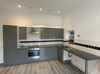 2 Bed Flat, Greenheys Road, L8