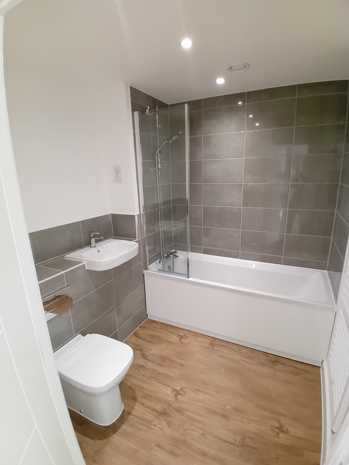 Additional image 7 of 2 Bed Flat, John Thornycroft Road, SO19, N1 7GU