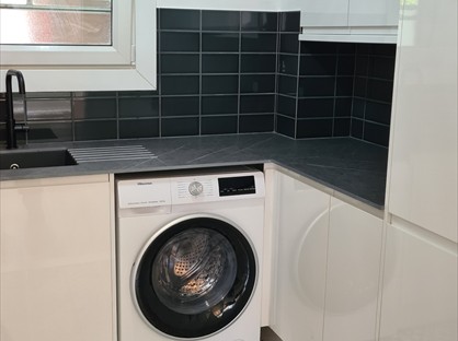 Studio Flat, Dalewood Gardens, RH10