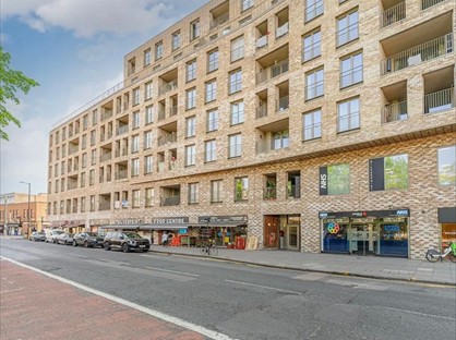2 Bed Flat, Fore St, N18