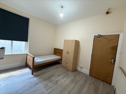 Room in a Shared House, Friern Barnet Road, N11