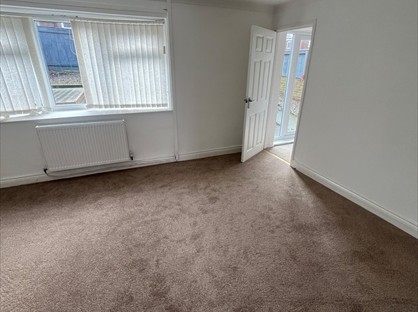Room in a Shared House, West Thorp, NE5