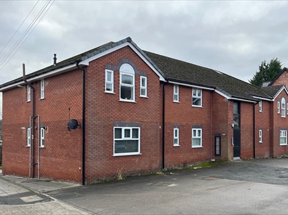 1 Bed Flat, Litchfield Court, M24