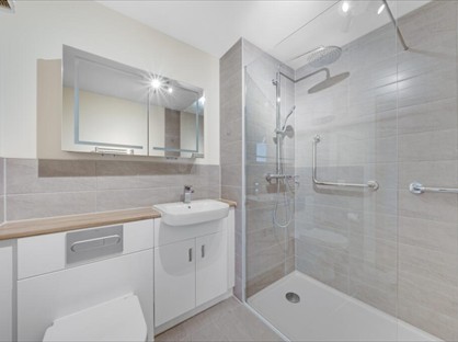1 Bed Flat, Rosewell House, TN11