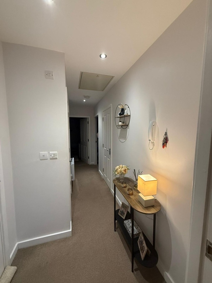 Additional image 7 of 2 Bed Flat, Peckerdale Gardens, DE21, N1 7GU