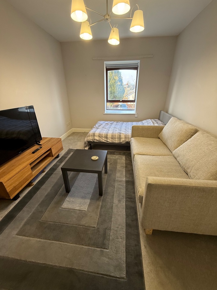 Room in a Shared Flat, Baton Court, CF14, N1 7GU