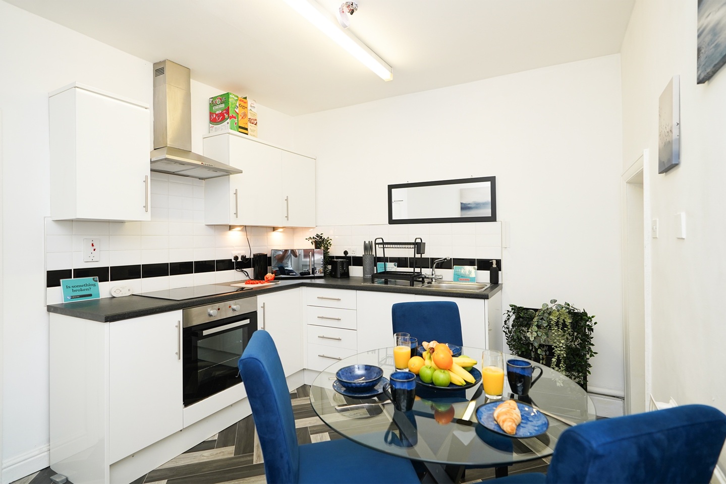 Additional image 7 of 2 Bed Flat, Westhill Lane Entrance, S1, N1 7GU