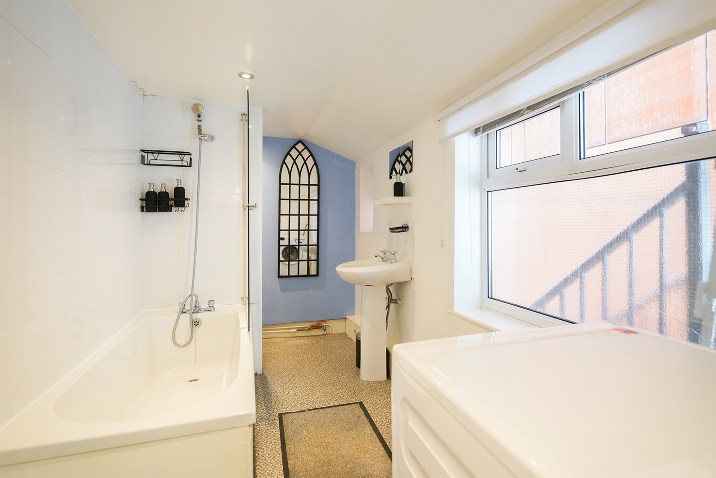 Additional image 8 of 2 Bed Flat, Westhill Lane Entrance, S1, N1 7GU