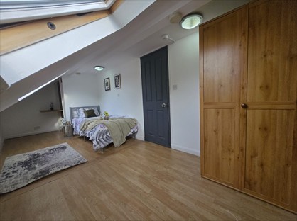 Room in a Shared House, Cricklade Avenue, RM3