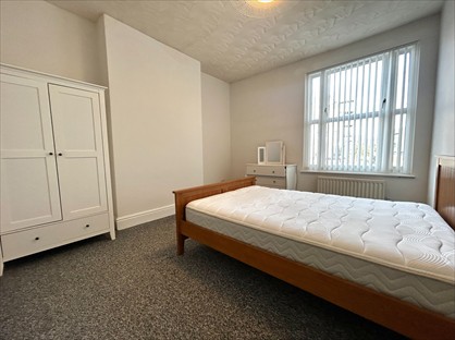 1 bed room for rent in Room in a Shared House, Edward St, B70