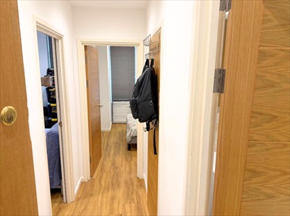 1 Bed Flat, Adair House, KT19