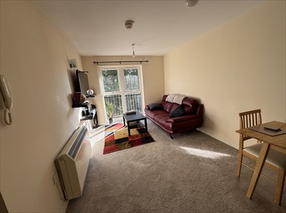 2 Bed Flat, Quarry Avenue, ST4