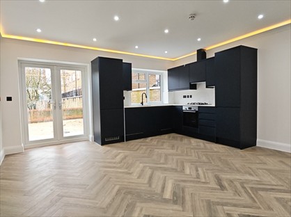 2 Bed Flat, Church Road, W3