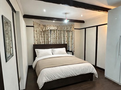 Studio Flat, Ridding Lane, UB6