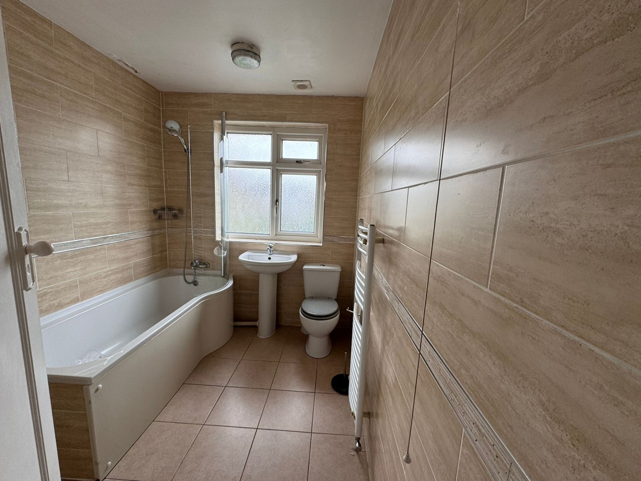 Additional image 4 of Room in a Shared House, Narborough Road South, LE3, N1 7GU