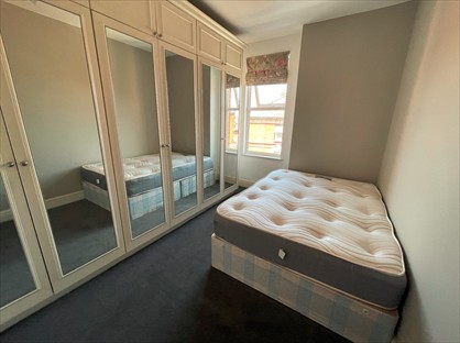 Room in a Shared House, High Road, NW10