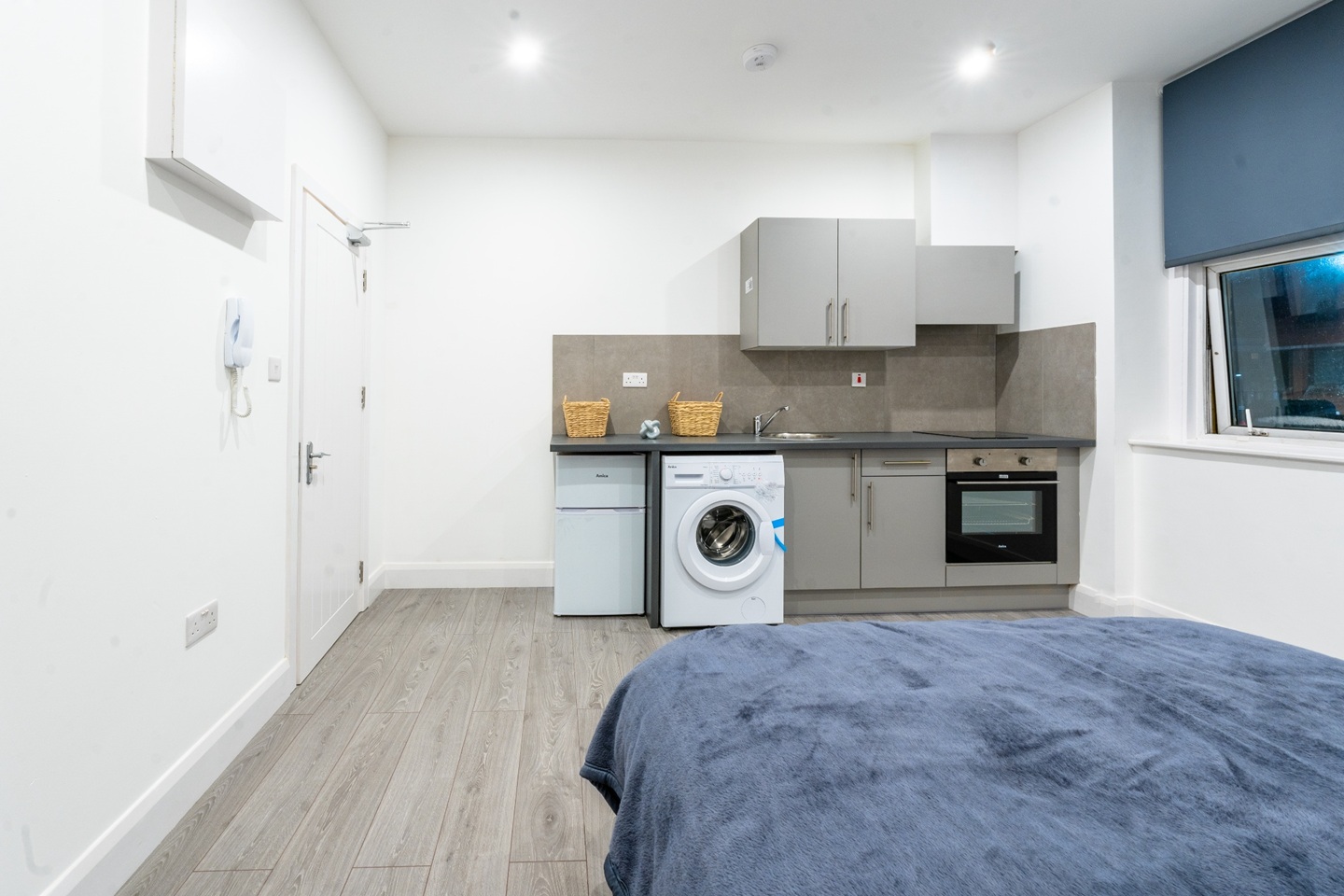 Studio Flat, Browning St, SE17 photo 5