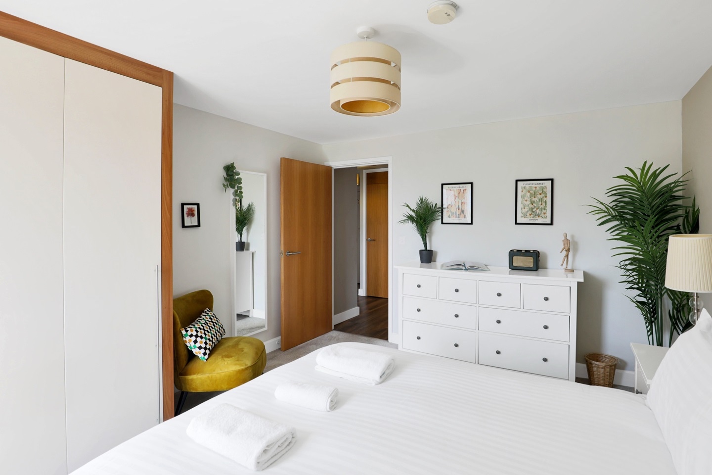 2 Bed Flat, Parnham St, E14 photo 4