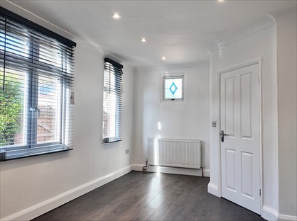 3 Bed Detached House, Alliance Road, E13