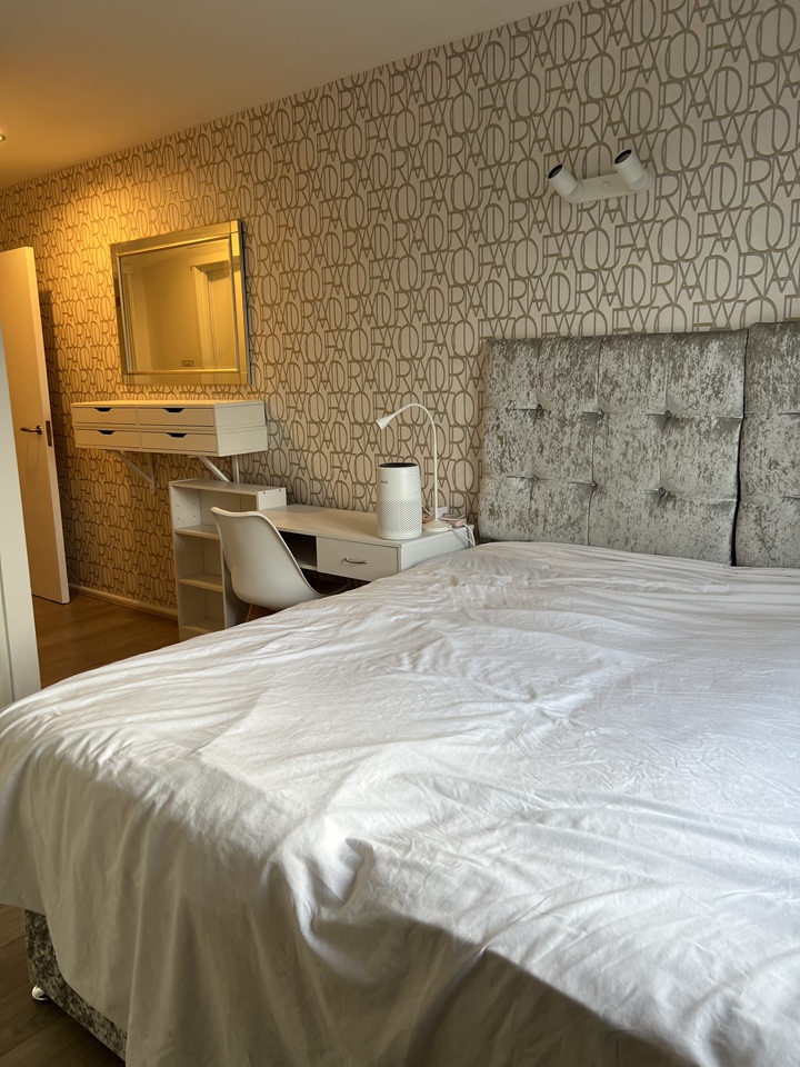 Additional image 6 of 2 Bed Flat, Point West, SW7, N1 7GU