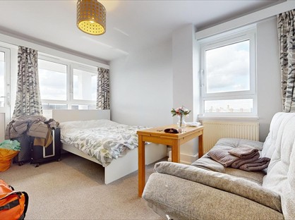 2 Bed Flat, Linacre Court, W6